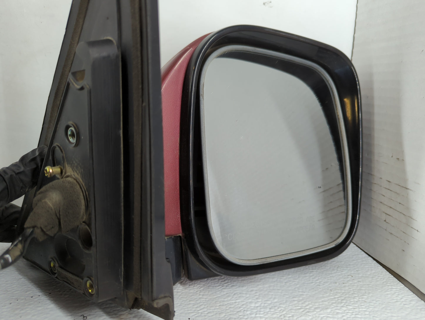 2001-2006 Mitsubishi Montero Passenger Side View Mirror - Right Door Mirror OEM Used - Oemusedautoparts1.com