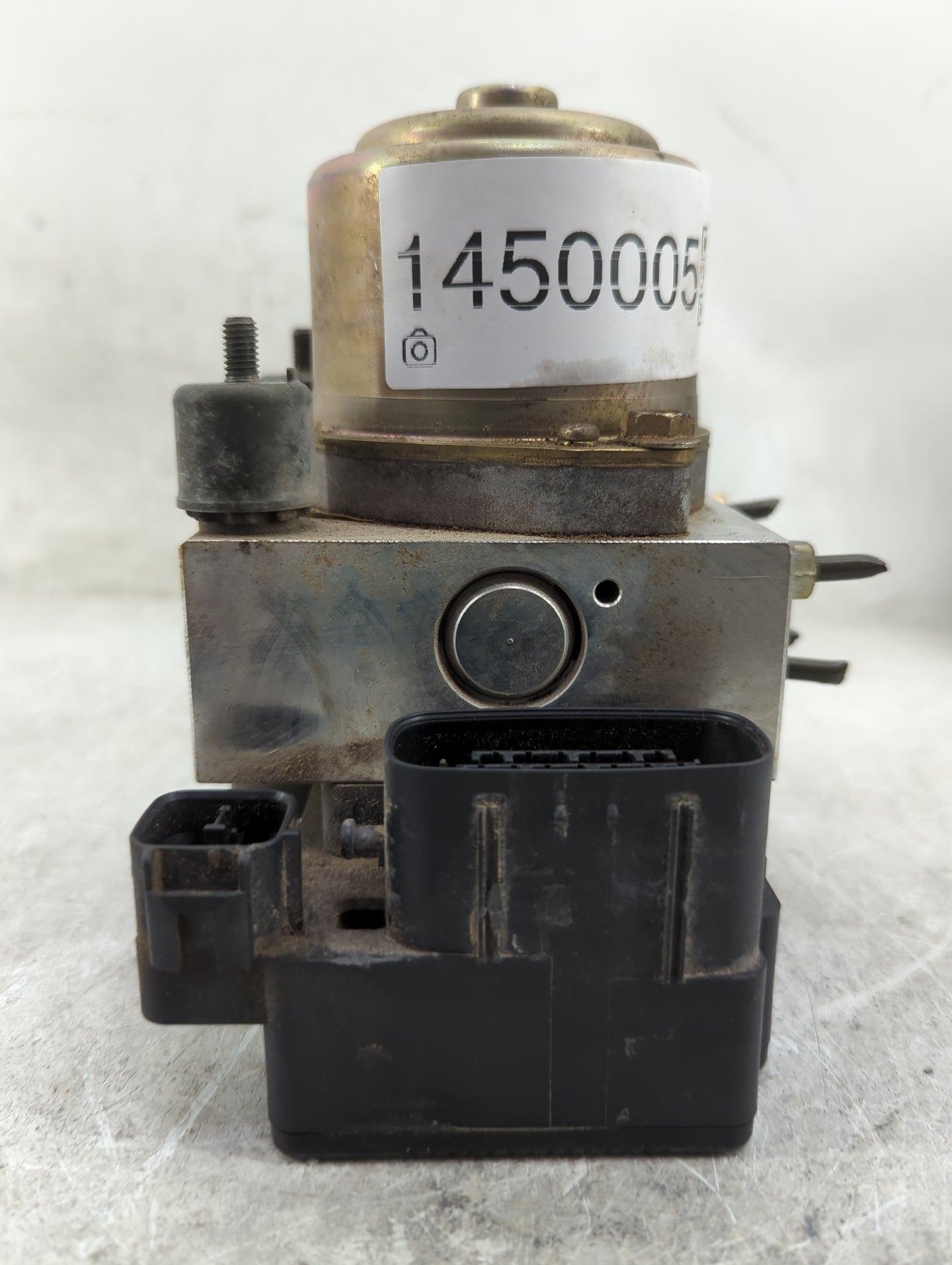 2002-2004 Mitsubishi Montero Sport ABS Pump Control Module Replacement P/N:MR955425 Fits Fits 2002 2003 2004 OEM Used Auto P