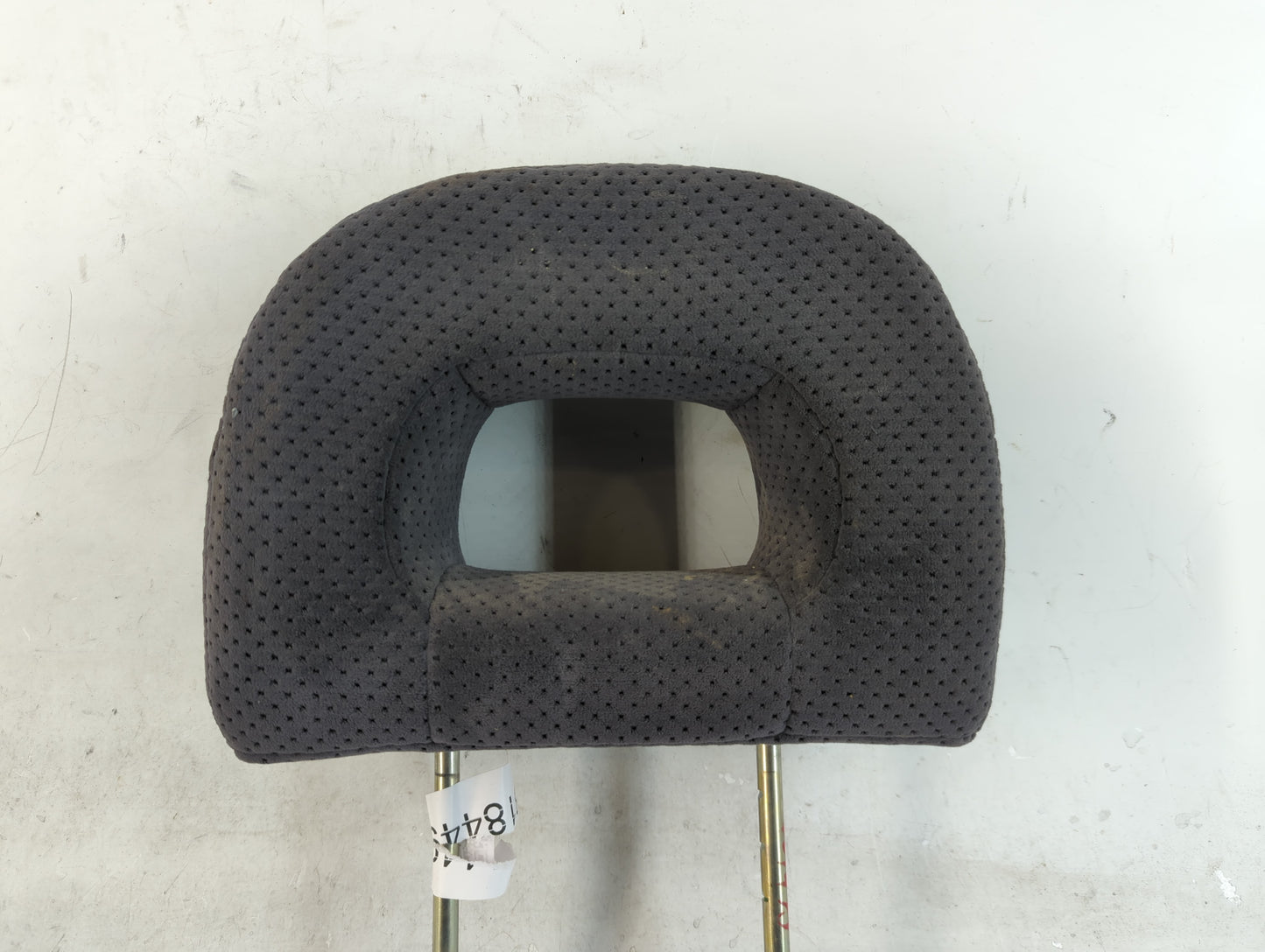 2003-2004 Mitsubishi Outlander Headrest Head Rest Front Driver Passenger Seat Fits Fits 2003 2004 OEM Used Auto Parts - Oemu