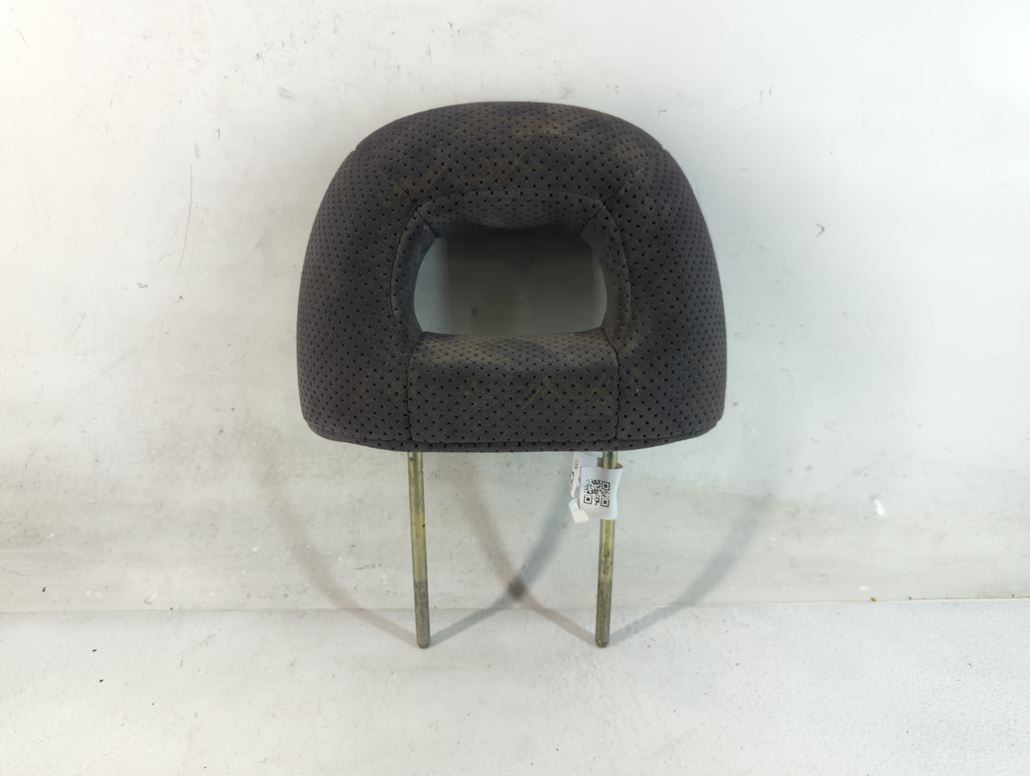 2003-2004 Mitsubishi Outlander Headrest Head Rest Front Driver Passenger Seat Fits Fits 2003 2004 OEM Used Auto Parts - Oemu