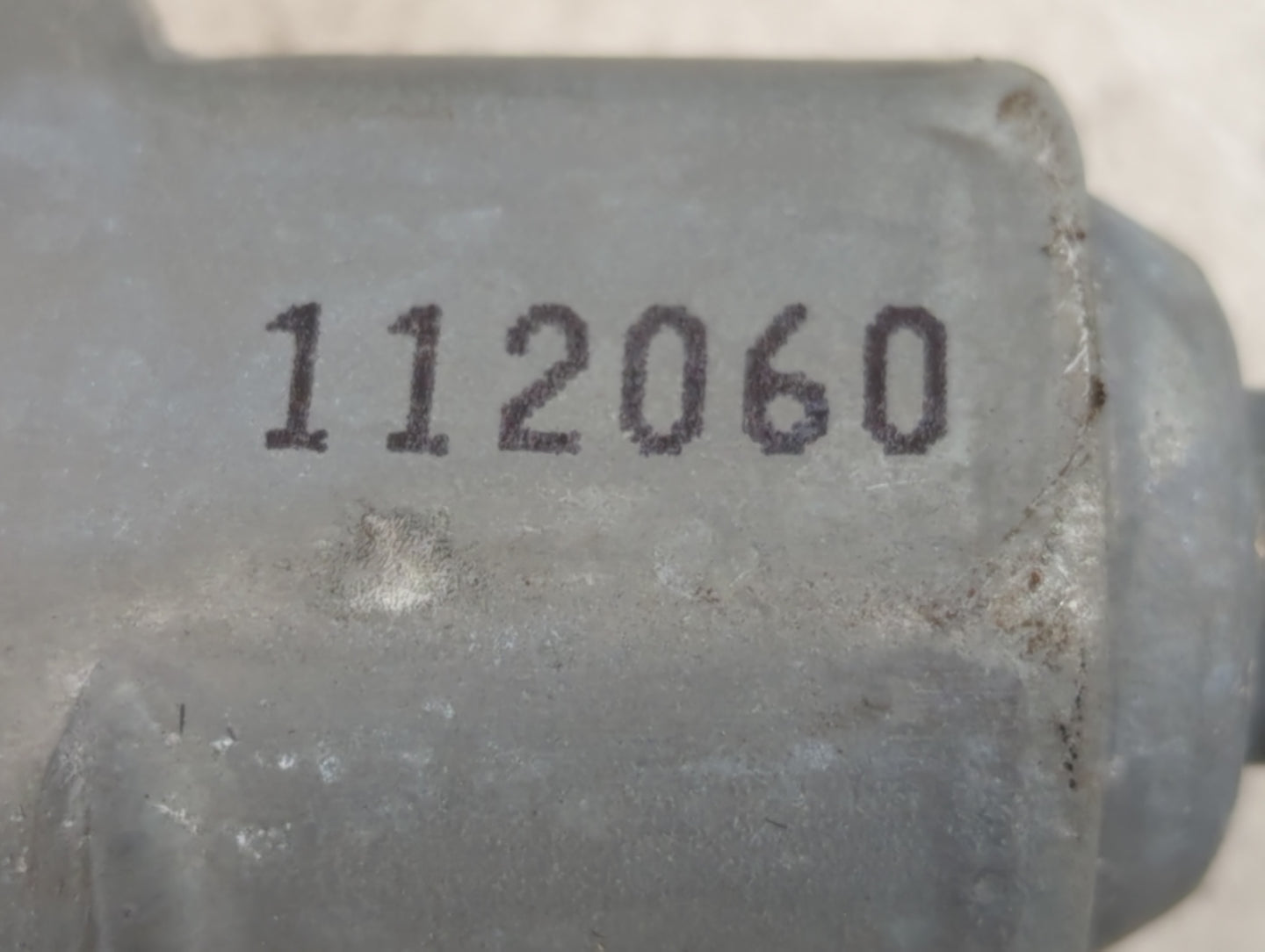2003-2006 Mitsubishi Outlander Window Regulator Passenger Front - Oemusedautoparts1.com