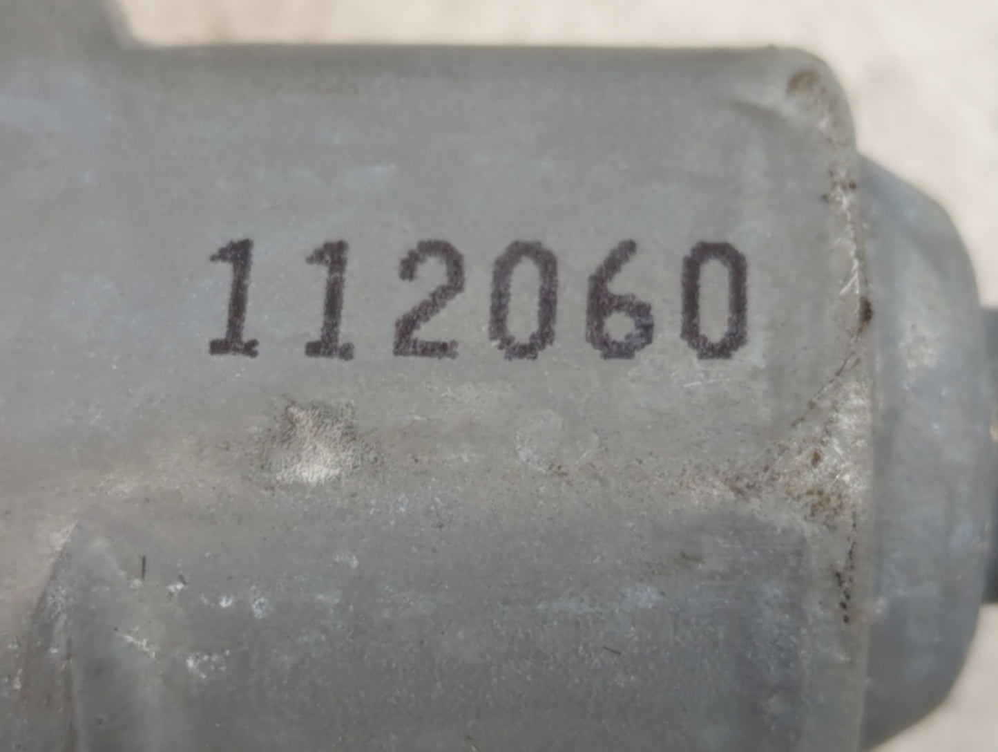 2003-2006 Mitsubishi Outlander Window Regulator Passenger Front - Oemusedautoparts1.com