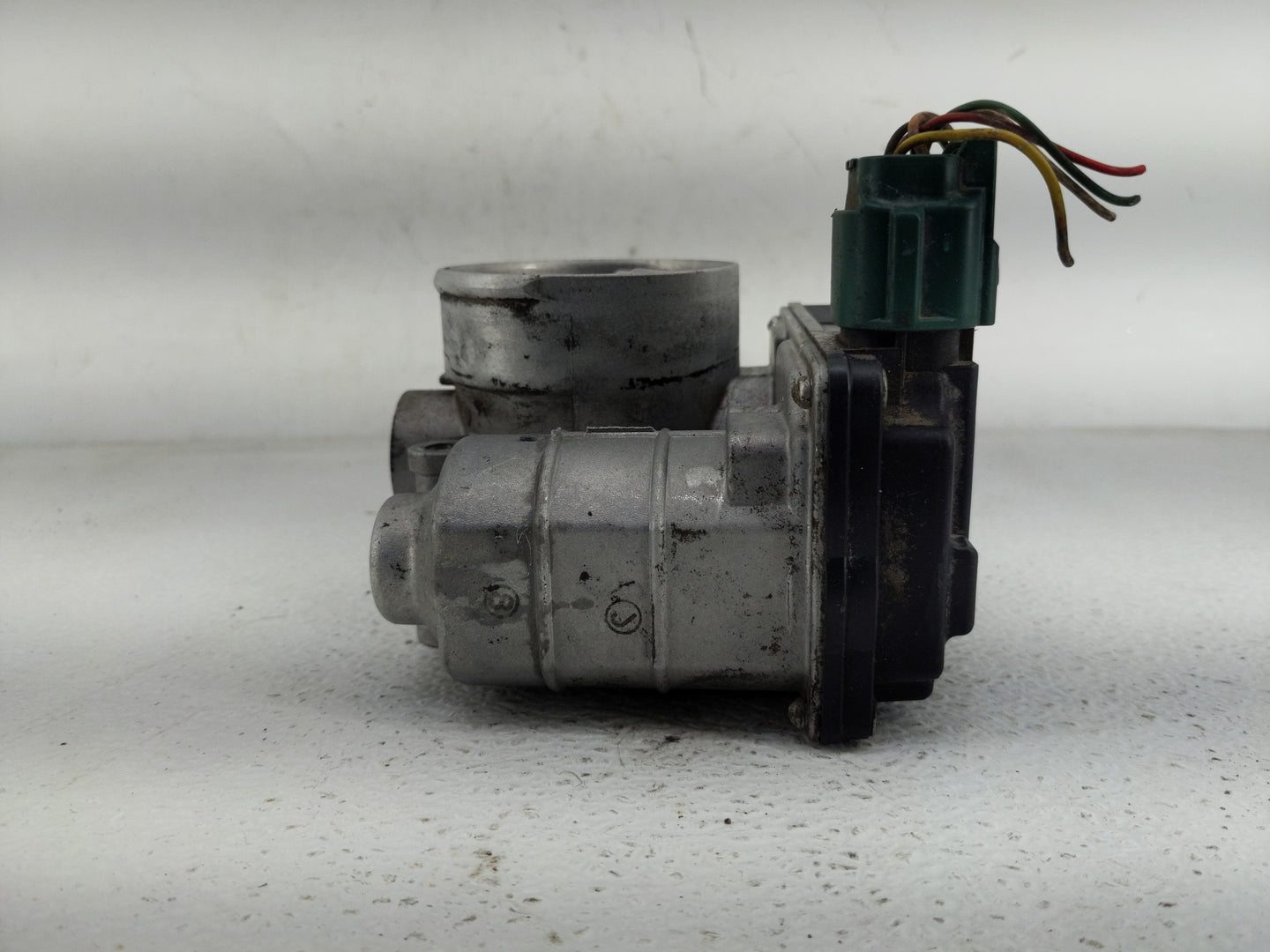 2003 Nissan Altima Throttle Body Fits OEM Used Auto Parts - Oemusedautoparts1.com