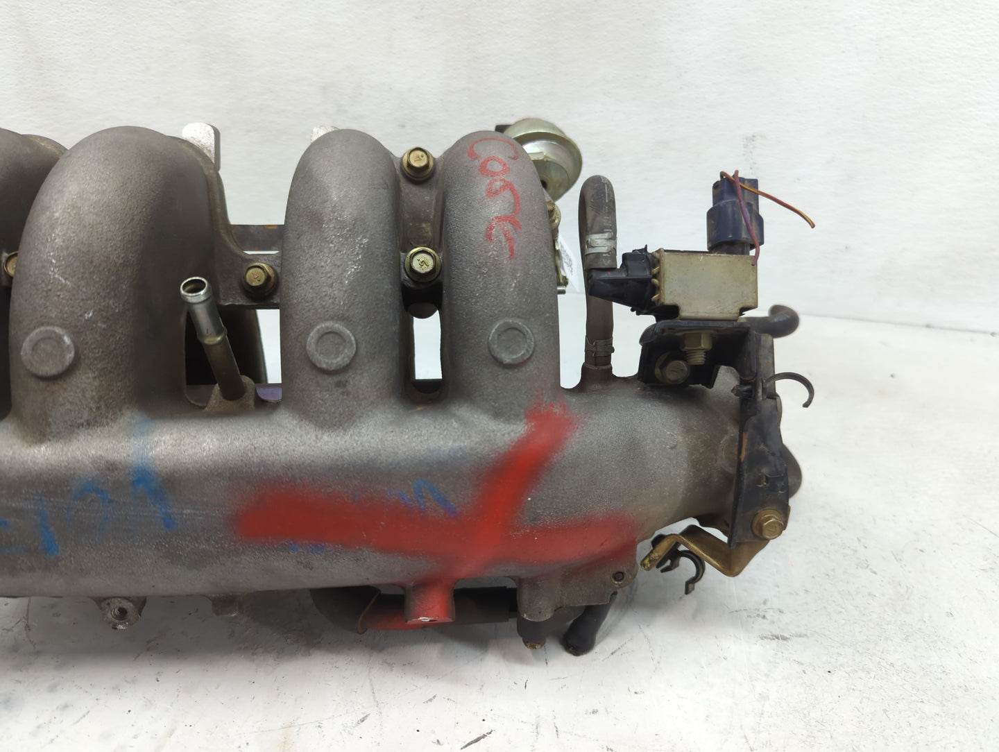2002-2006 Nissan Altima Air Intake Manifold Fits Fits 2002 2003 2004 2005 2006 OEM Used Auto Parts - Oemusedautoparts1.com