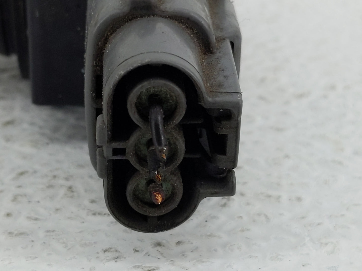 2002-2006 Nissan Altima Ignition Coil Igniter Pack - Oemusedautoparts1.com