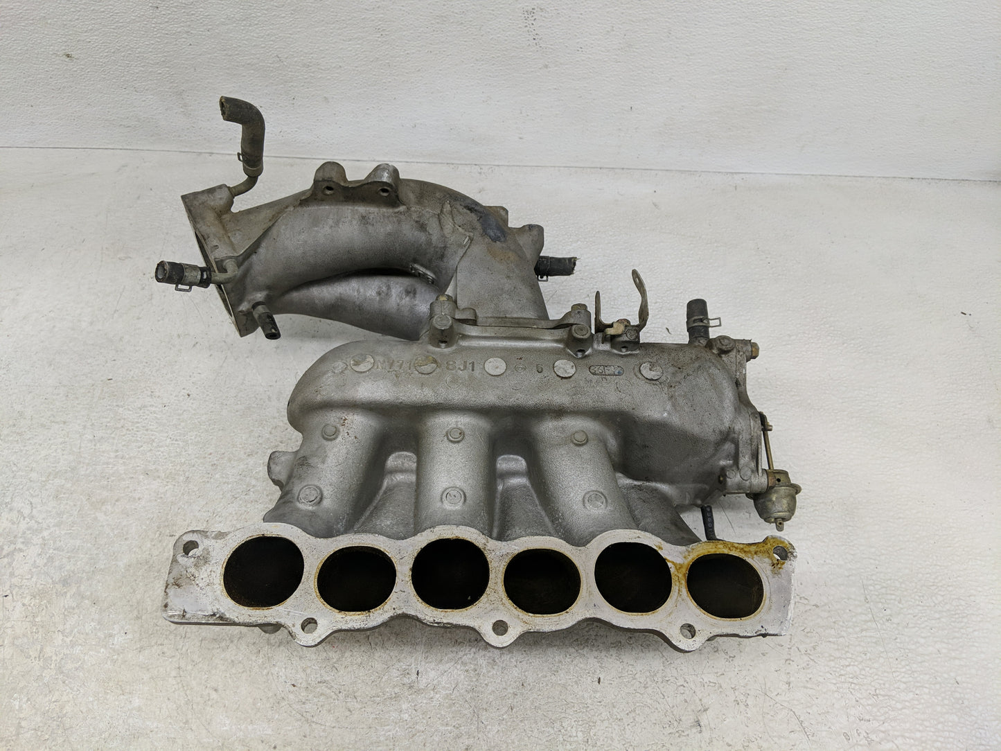 2002-2006 Nissan Altima Air Intake Manifold Fits Fits 2002 2003 2004 2005 2006 OEM Used Auto Parts - Oemusedautoparts1.com