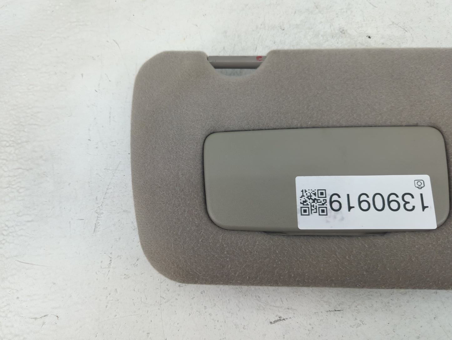 2002-2003 Nissan Altima Sun Visor Shade Replacement Passenger Right Mirror Fits Fits 2000 2001 2002 2003 OEM Used Auto Parts