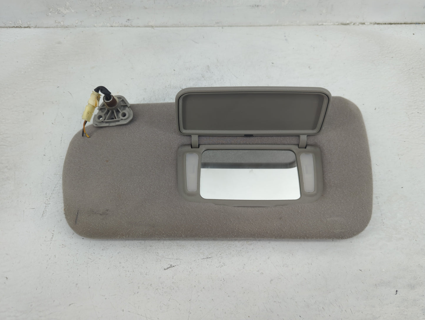 2002-2003 Nissan Altima Sun Visor Shade Replacement Driver Left Mirror Fits Fits 2000 2001 2002 2003 OEM Used Auto Parts - O