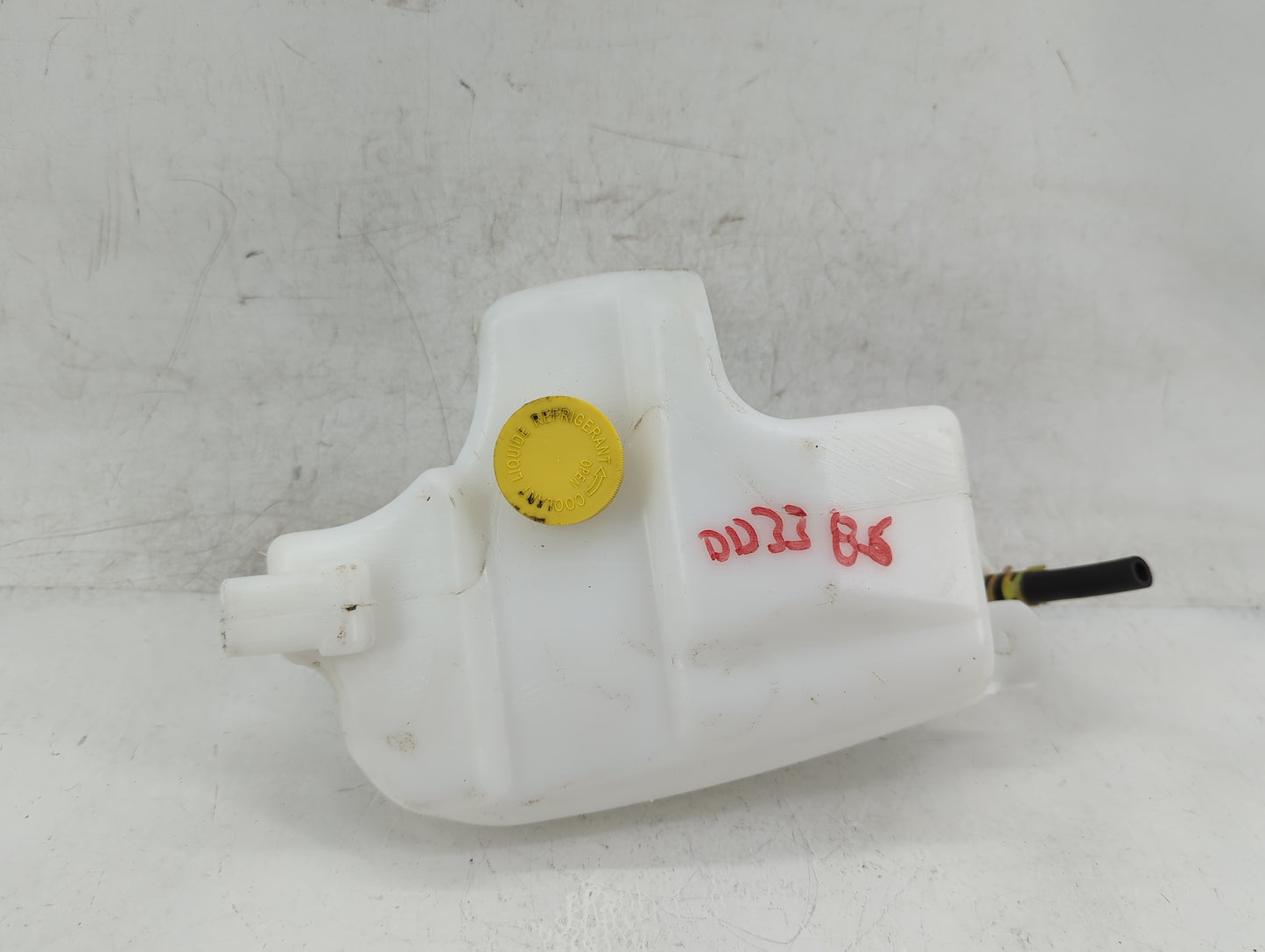 2002-2006 Nissan Altima Radiator Coolant Overflow Expansion Tank Bottle 1391012 - Oemusedautoparts1.com