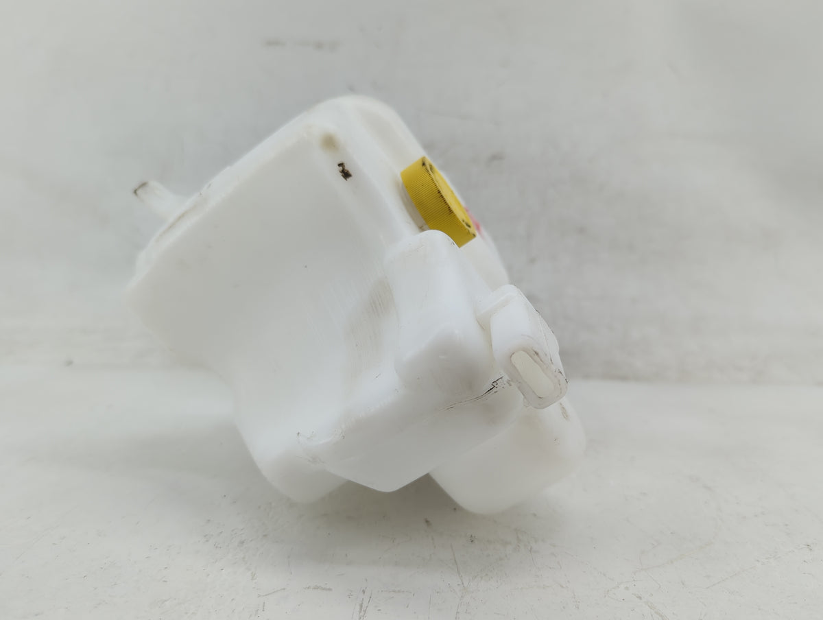 2002-2006 Nissan Altima Radiator Coolant Overflow Expansion Tank Bottle 1391012 - Oemusedautoparts1.com