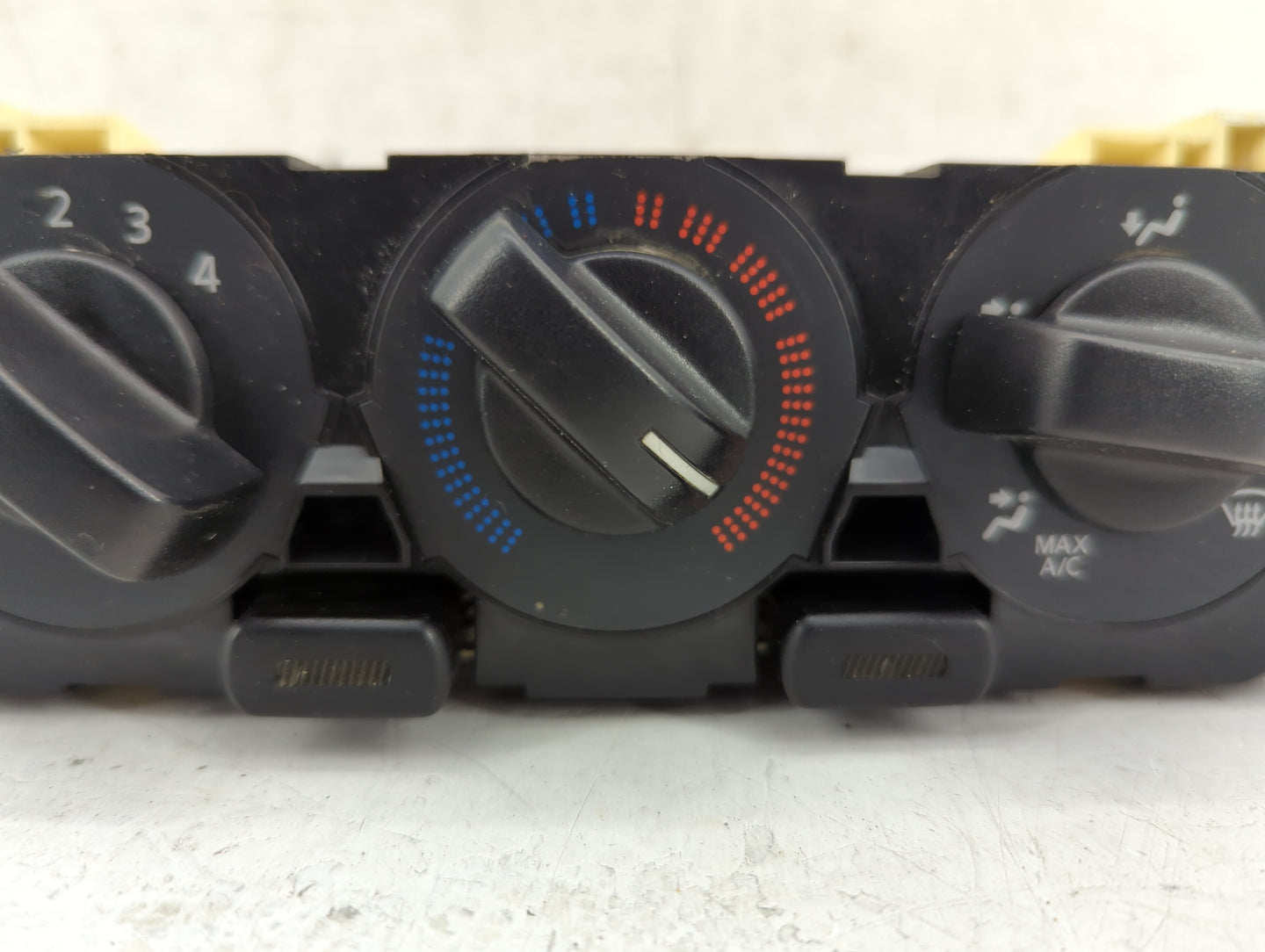 2002-2004 Nissan Altima Climate Control Module Temperature AC/Heater Replacement P/N:27512 8J010 Fits Fits 2002 2003 2004 OE