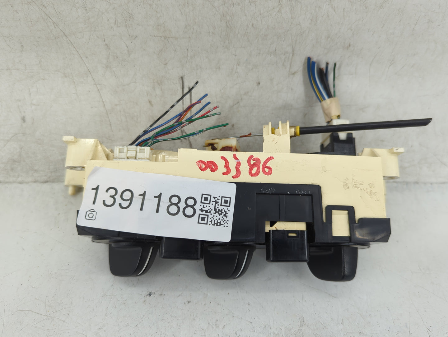 2002-2004 Nissan Altima Climate Control Module Temperature AC/Heater Replacement Fits Fits 2002 2003 2004 OEM Used Auto Part