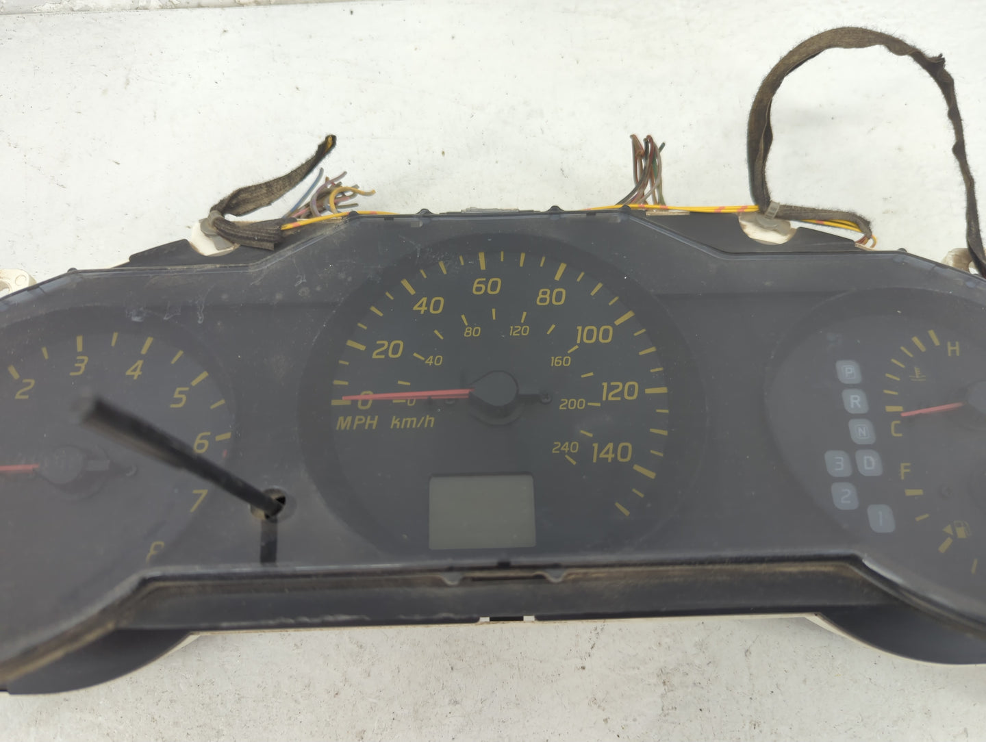 2002-2003 Nissan Altima Instrument Cluster Speedometer Gauges P/N:24810 3Z603 Fits Fits 2002 2003 OEM Used Auto Parts - Oemu