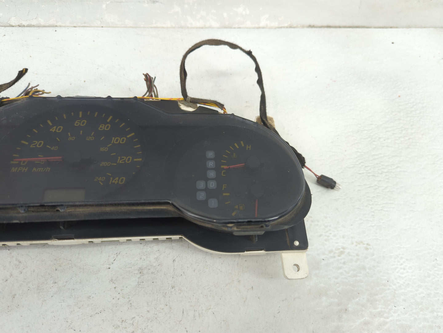 2002-2003 Nissan Altima Instrument Cluster Speedometer Gauges P/N:24810 3Z603 Fits Fits 2002 2003 OEM Used Auto Parts - Oemu