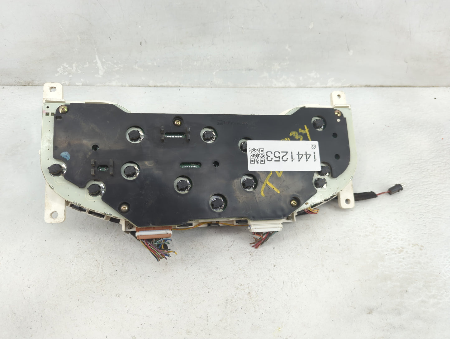 2002-2003 Nissan Altima Instrument Cluster Speedometer Gauges P/N:24810 3Z603 Fits Fits 2002 2003 OEM Used Auto Parts - Oemu