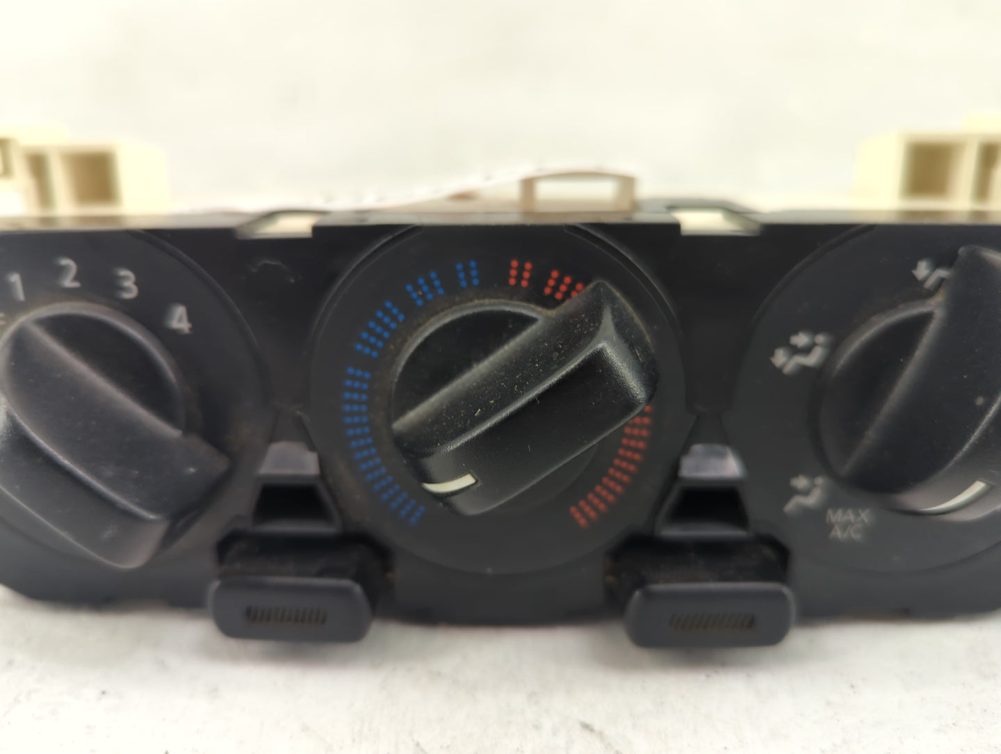 2002-2004 Nissan Altima Climate Control Module Temperature AC/Heater Replacement P/N:27512 8J900 Fits Fits 2002 2003 2004 OE