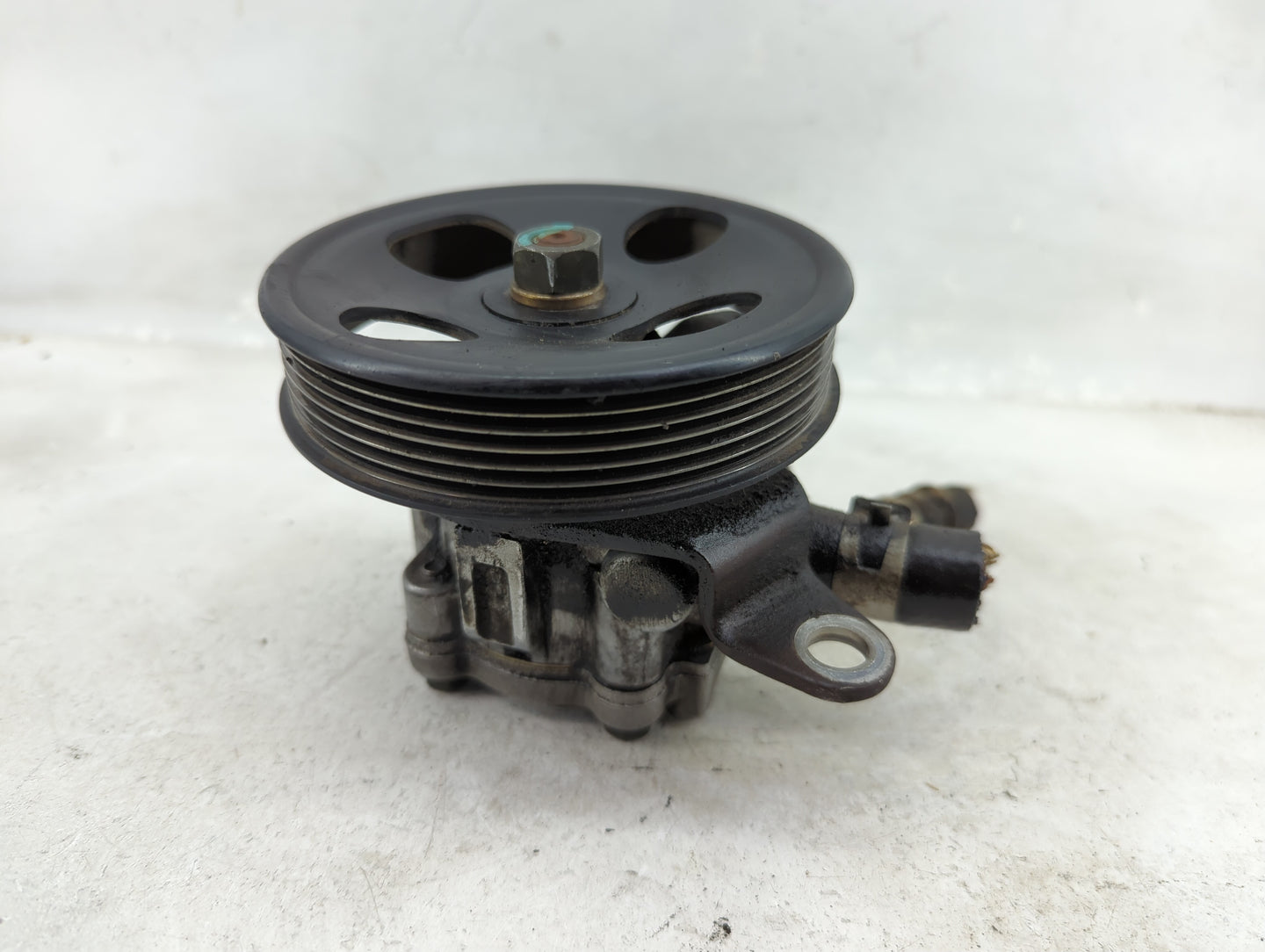 2002-2003 Nissan Altima Power Steering Column Pump Oem - Oemusedautoparts1.com