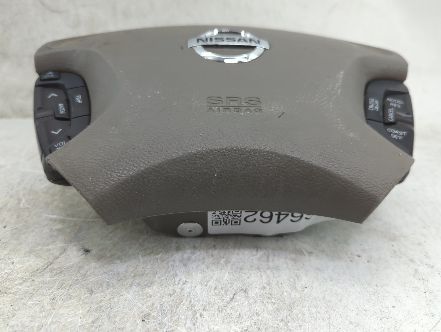 2002-2004 Nissan Altima Air Bag Driver Left Steering Wheel Mounted P/N:KM8J2036120078 Fits Fits 2002 2003 2004 OEM Used Auto