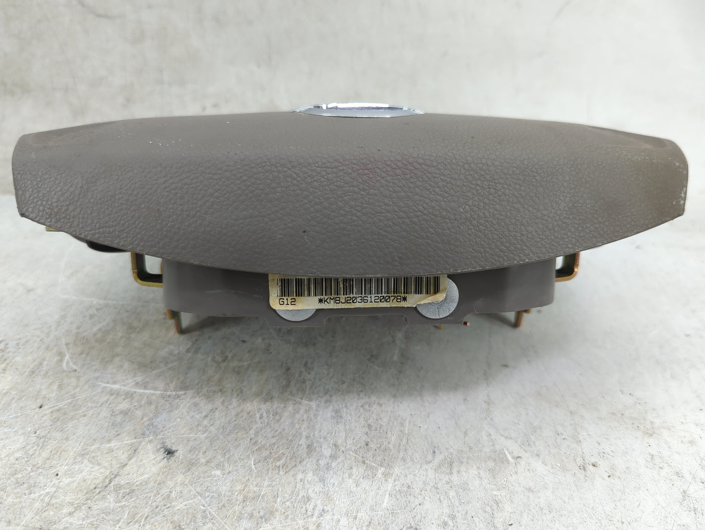 2002-2004 Nissan Altima Air Bag Driver Left Steering Wheel Mounted P/N:KM8J2036120078 Fits Fits 2002 2003 2004 OEM Used Auto