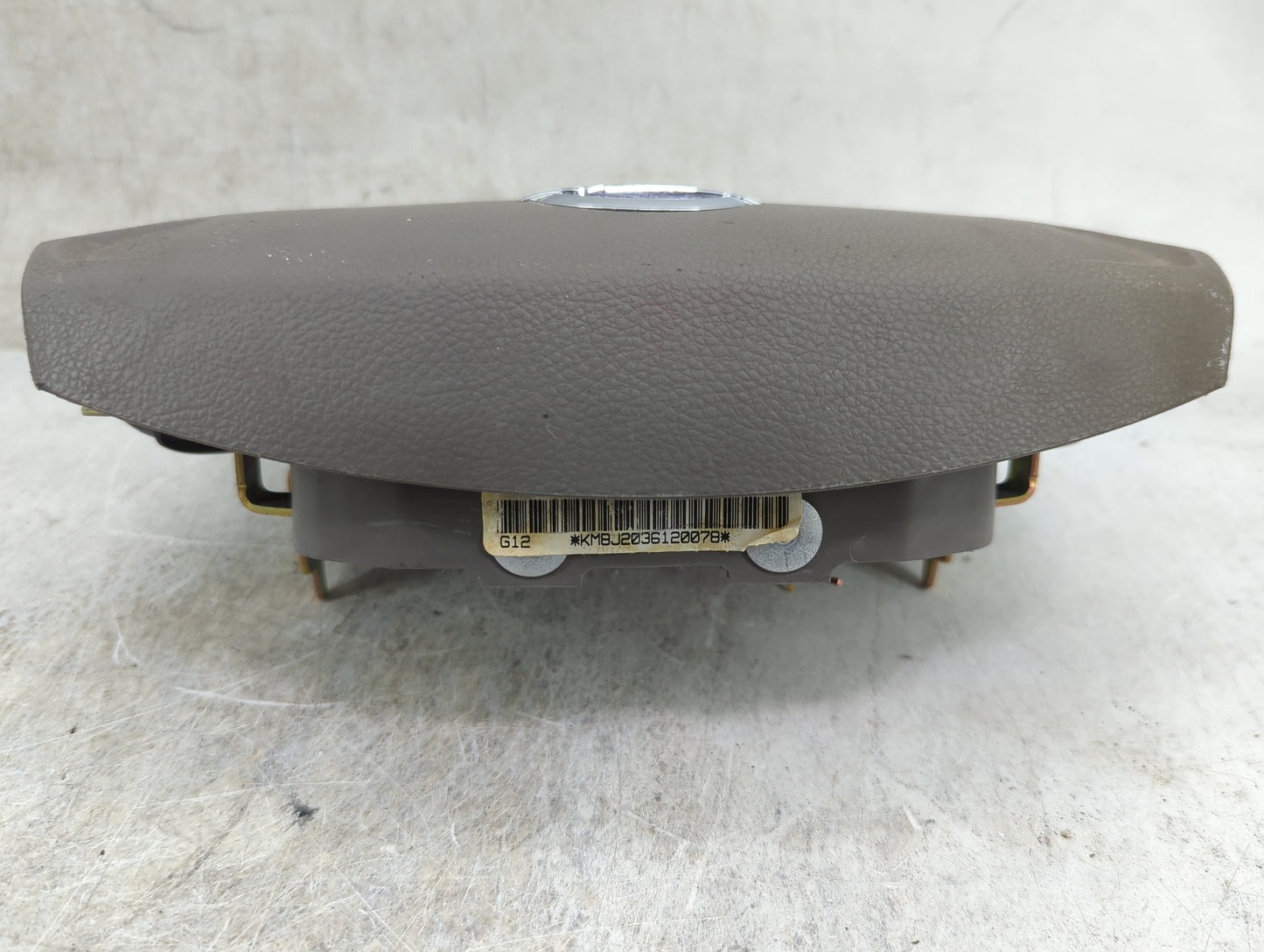 2002-2004 Nissan Altima Air Bag Driver Left Steering Wheel Mounted P/N:KM8J2036120078 Fits Fits 2002 2003 2004 OEM Used Auto
