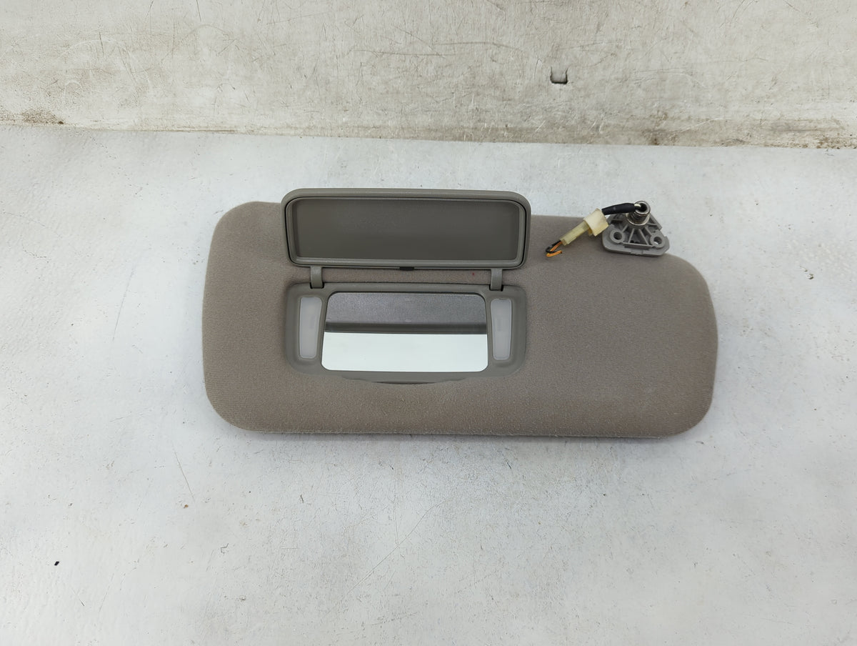 2002-2003 Nissan Altima Sun Visor Shade Replacement Passenger Right Mirror Fits Fits 2000 2001 2002 2003 OEM Used Auto Parts