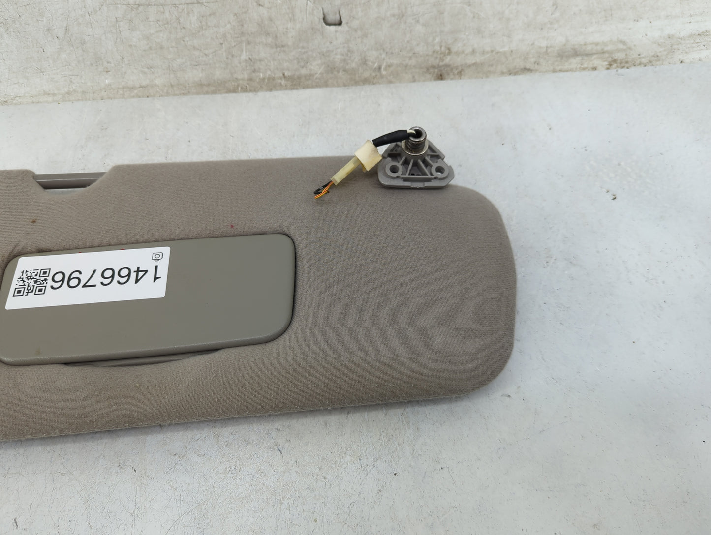 2003 Nissan Altima Sun Visor Shade Replacement Passenger Right Mirror Fits OEM Used Auto Parts - Oemusedautoparts1.com