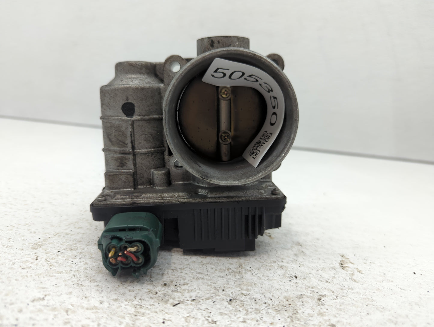 2002-2006 Nissan Altima Throttle Body P/N:RME60-05 576-01, SERA576-01, RME60-06 Fits Fits 2002 2003 2004 2005 2006 OEM Used 