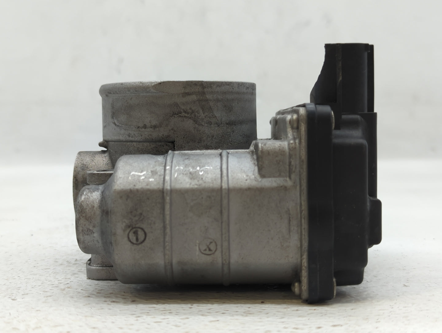 2002-2006 Nissan Altima Throttle Body P/N:RME60-05 576-01, SERA576-01, RME60-06 Fits Fits 2002 2003 2004 2005 2006 OEM Used 