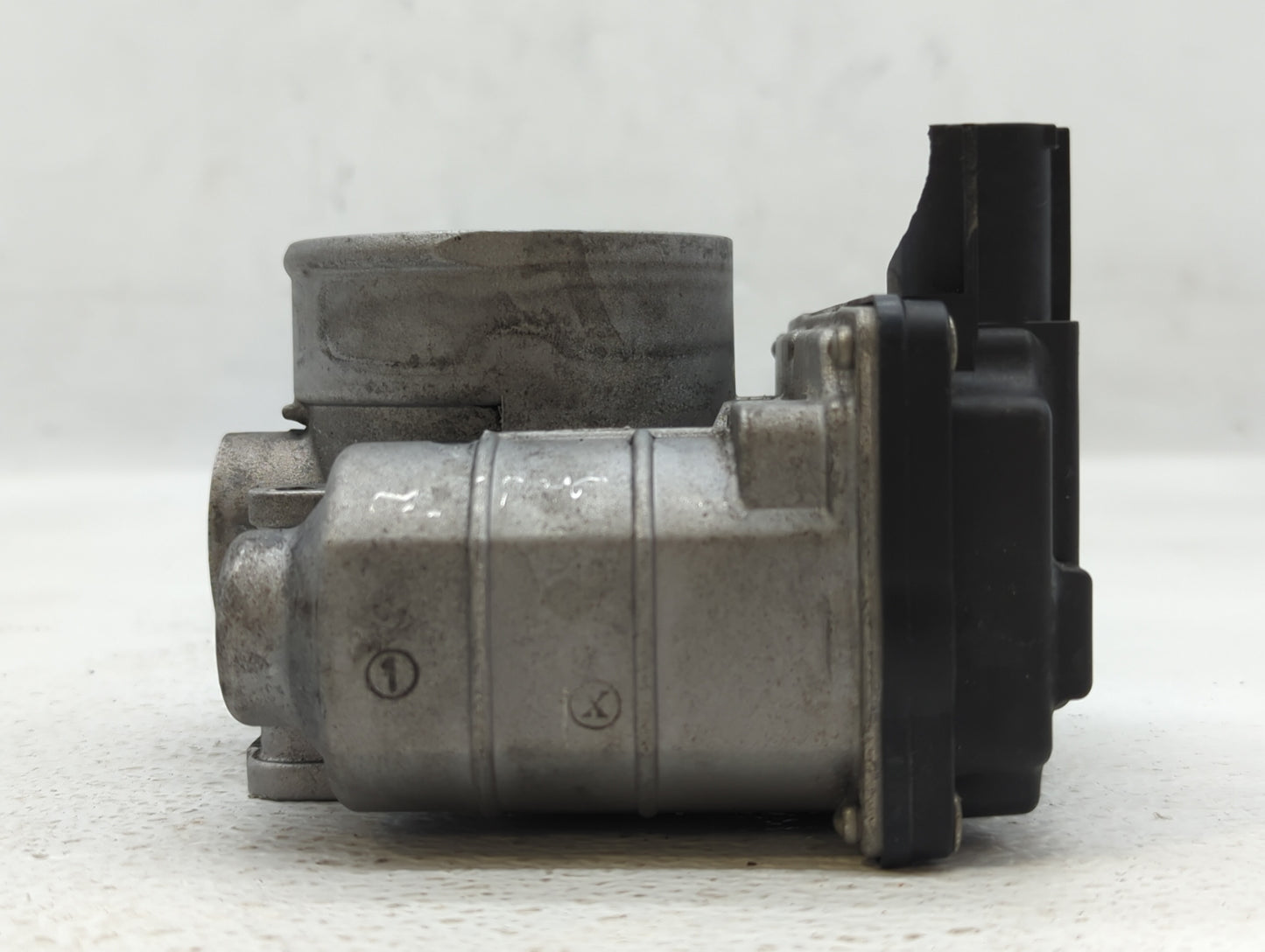 2002-2006 Nissan Altima Throttle Body P/N:RME60-05 576-01, SERA576-01, RME60-06 Fits Fits 2002 2003 2004 2005 2006 OEM Used 