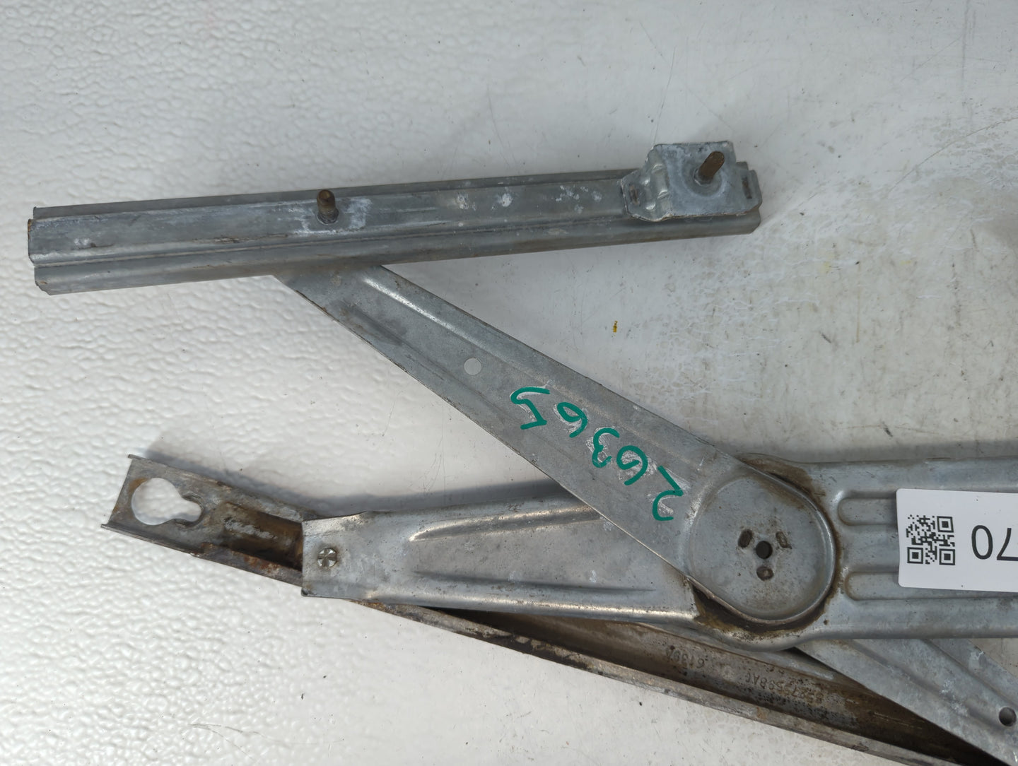 2002-2006 Nissan Altima Driver Left Front Window Regulator - Oemusedautoparts1.com