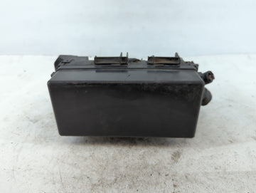 2002-2003 Nissan Maxima Fusebox Fuse Box Panel Relay Module P/N:24382 2Z300 Fits Fits 2002 2003 OEM Used Auto Parts - Oemuse