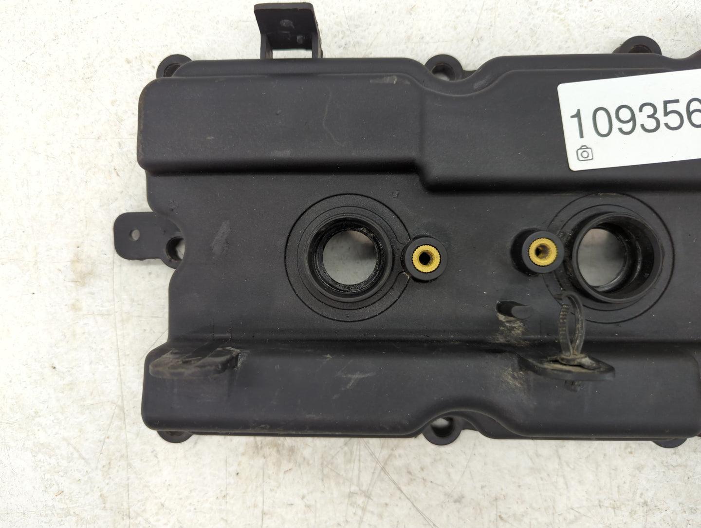 2003 Nissan Murano Driver Left Cylinder Head Valve Cover Fits OEM Used Auto Parts - Oemusedautoparts1.com
