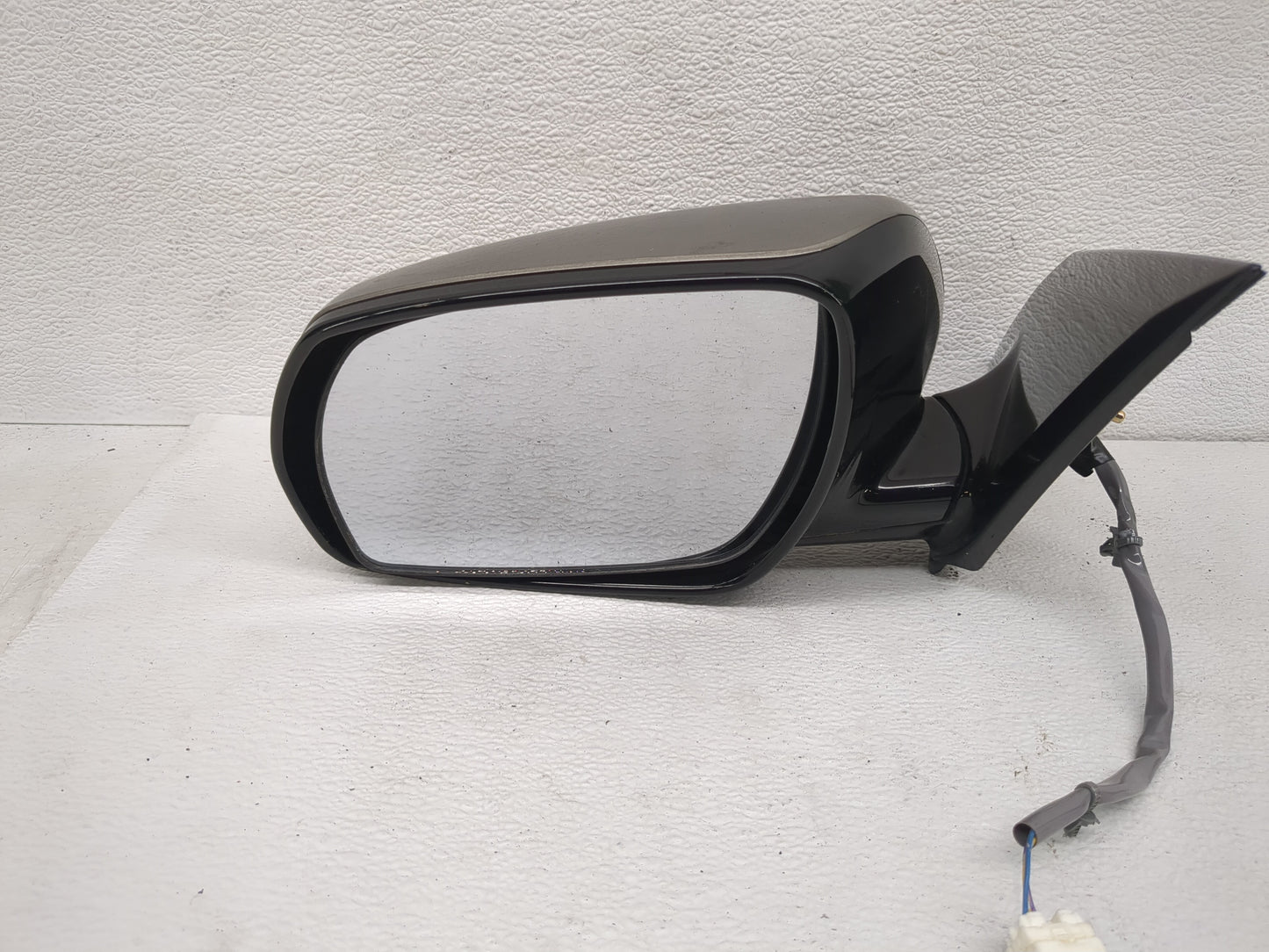 2003-2004 Nissan Murano Driver Side View Mirror - Left Door Mirror OEM Used - Oemusedautoparts1.com