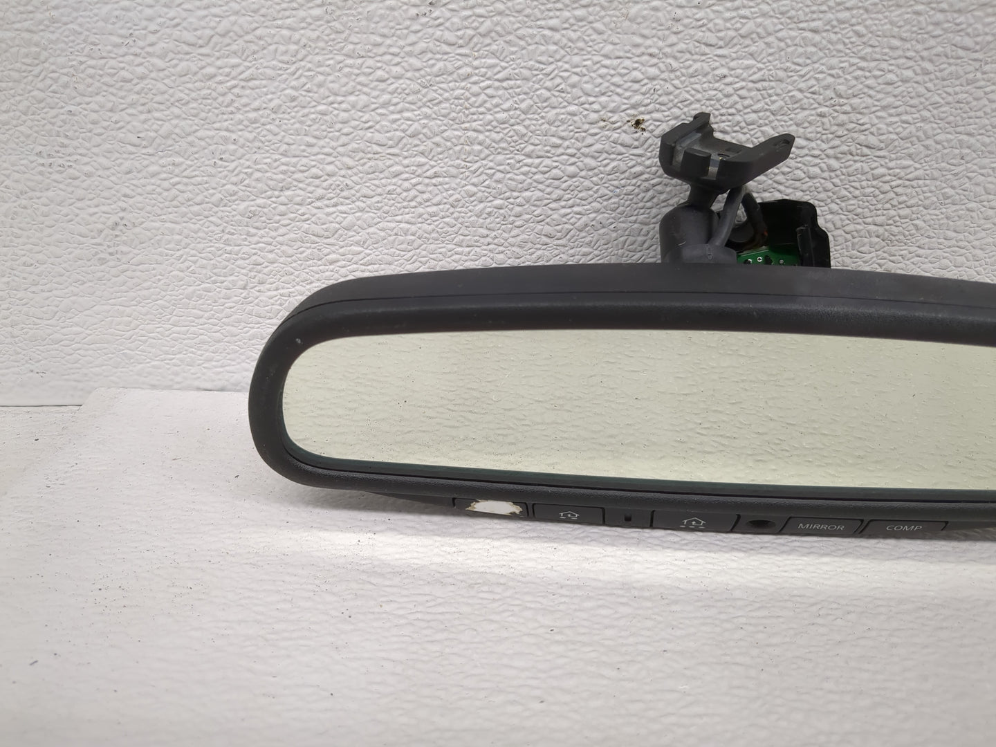 2003-2005 Nissan Murano Interior Rear View Mirror Replacement OEM P/N:E11015633 Fits Fits 2003 2004 2005 OEM Used Auto Parts