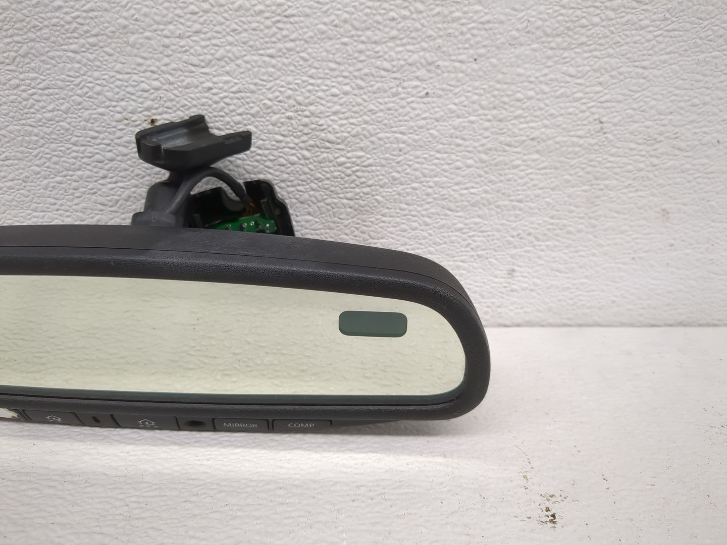 2003-2005 Nissan Murano Interior Rear View Mirror Replacement OEM P/N:E11015633 Fits Fits 2003 2004 2005 OEM Used Auto Parts