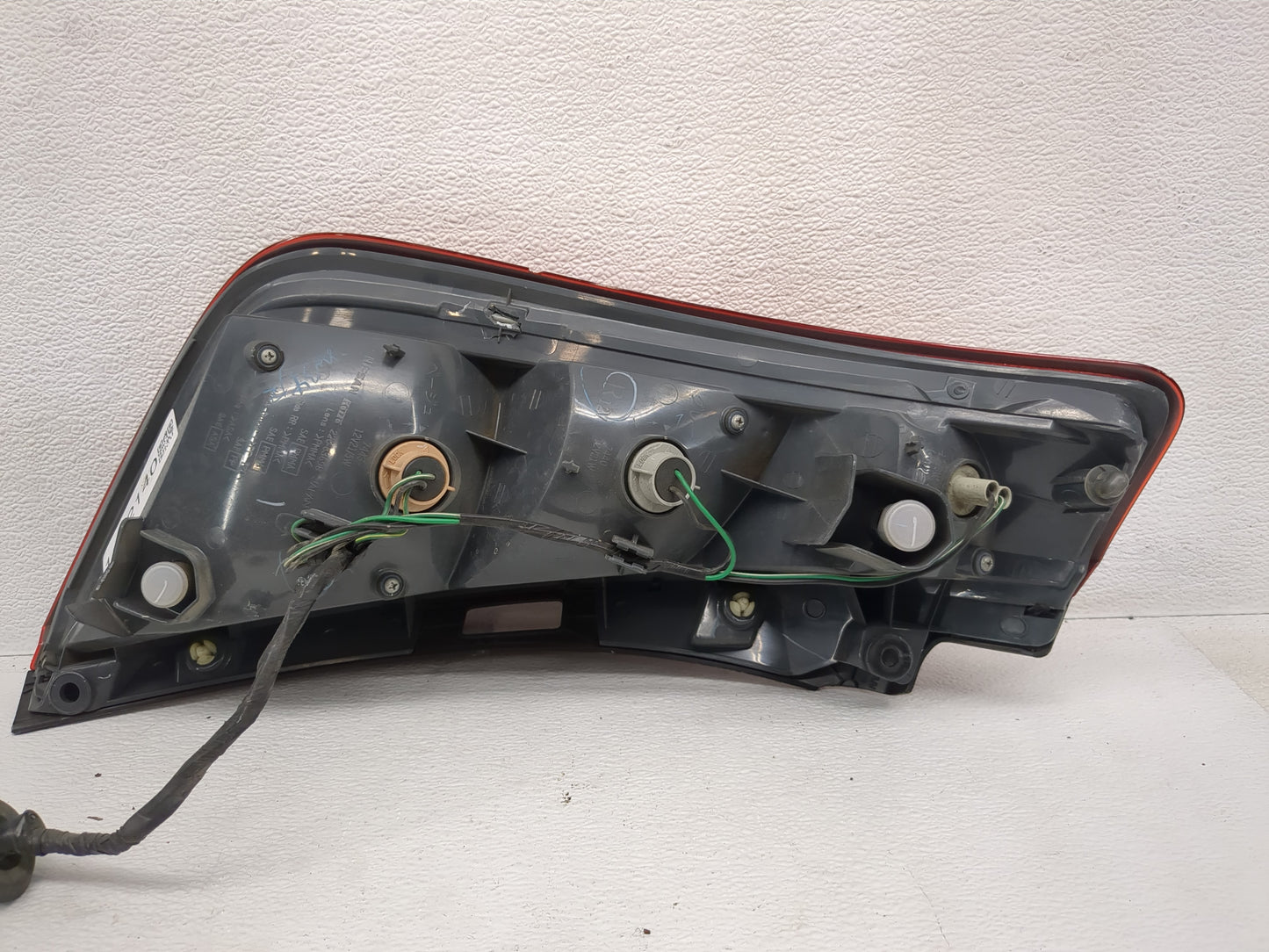 2003-2005 Nissan Murano Tail Light Assembly Driver Left OEM Fits Fits 2003 2004 2005 OEM Used Auto Parts - Oemusedautoparts1