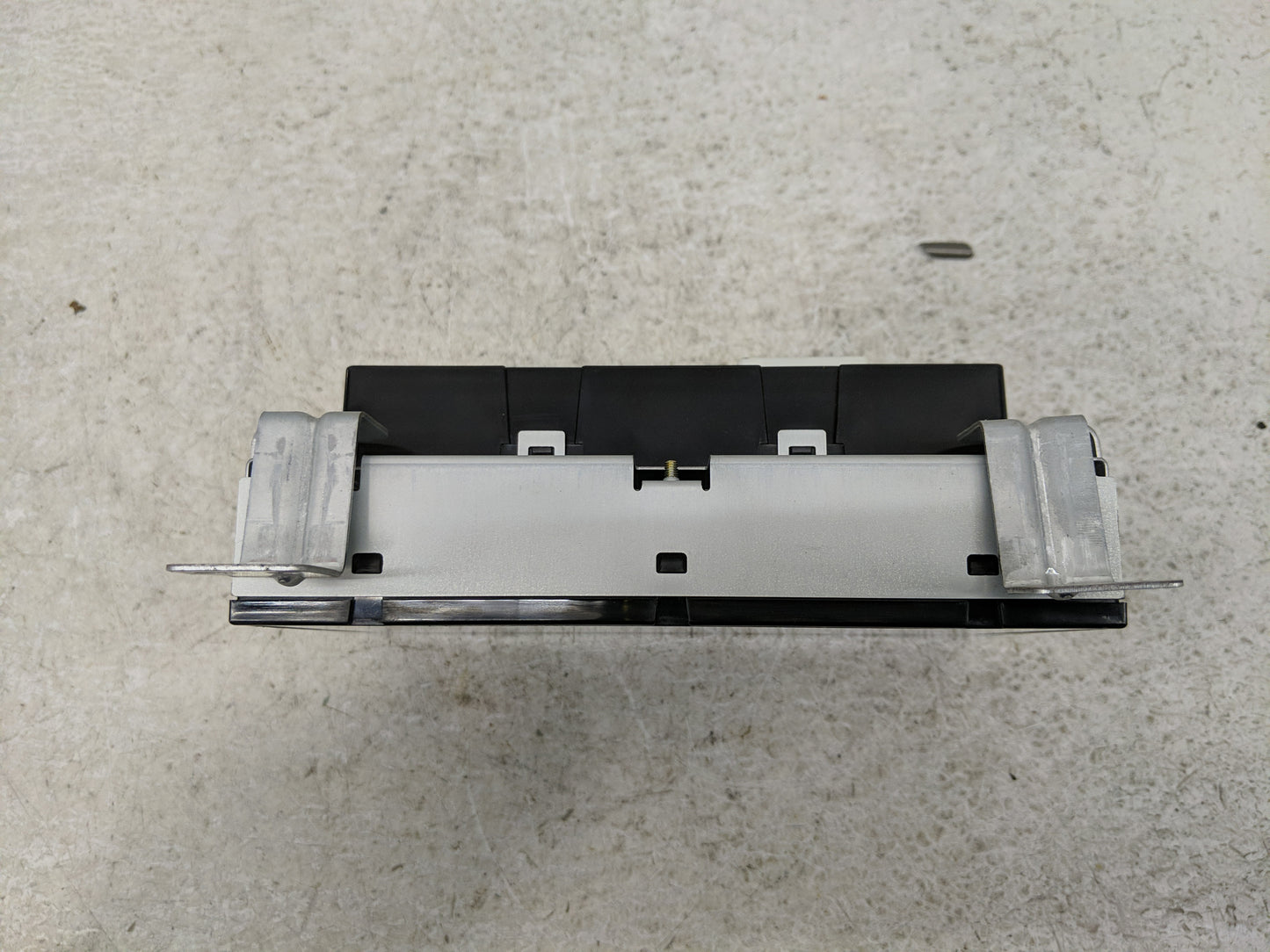 2003-2004 Nissan Murano Information Display Screen - Oemusedautoparts1.com