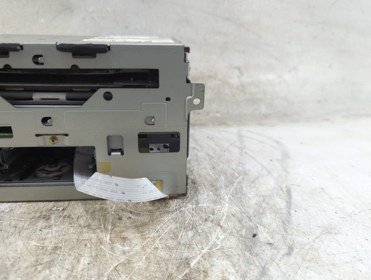2003 Nissan Murano Radio AM FM Cd Player Receiver Replacement P/N:28188 CA000 PN-2530H Fits OEM Used Auto Parts - Oemusedaut