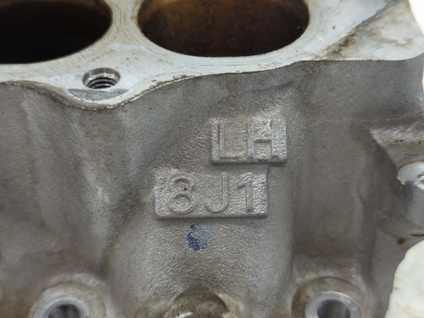 2003 Nissan Murano Driver Left Cylinder Head Valve Cover Fits OEM Used Auto Parts - Oemusedautoparts1.com