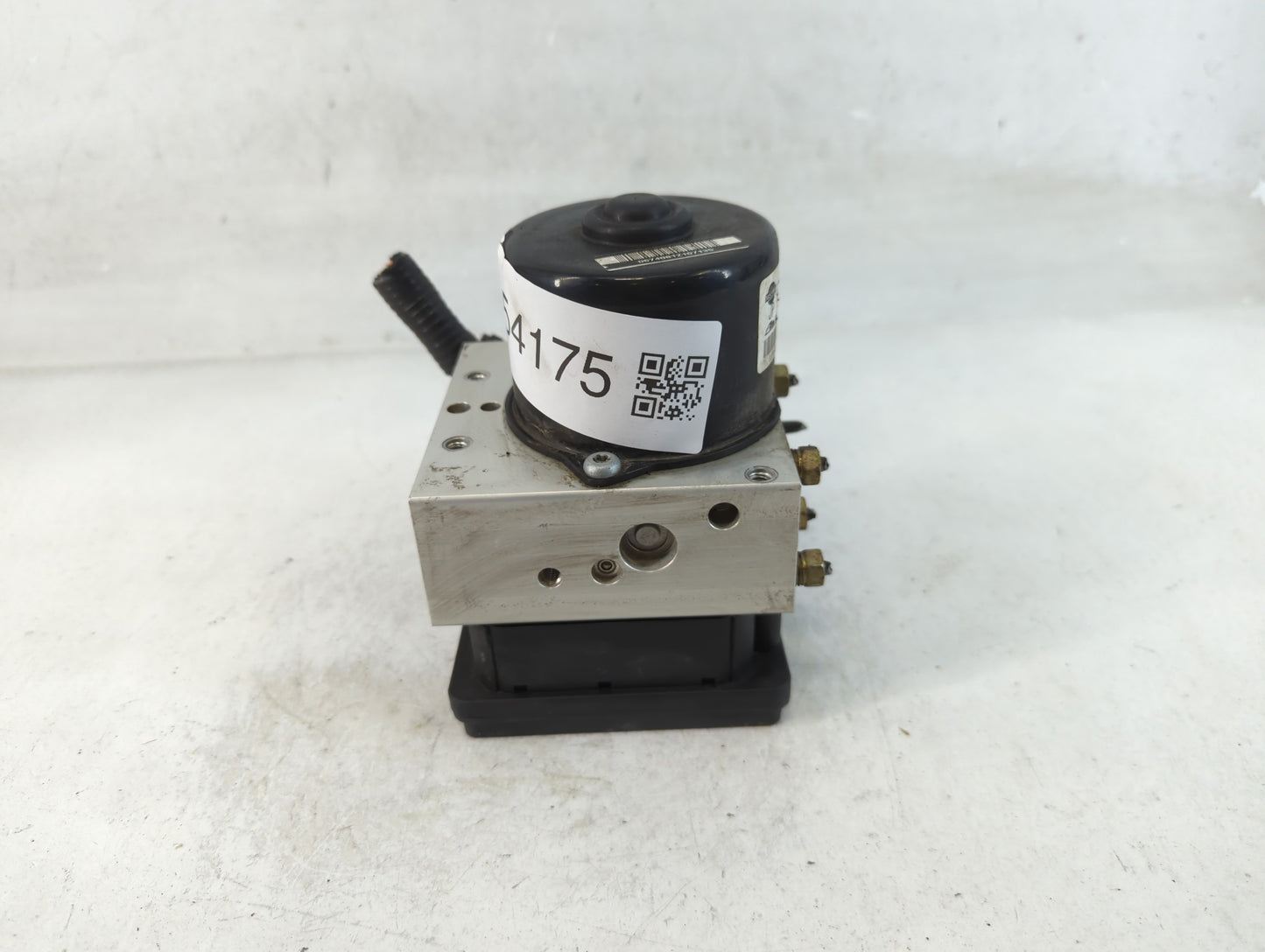 2003 Nissan Murano ABS Pump Control Module Replacement P/N:47660 CA100 Fits OEM Used Auto Parts - Oemusedautoparts1.com