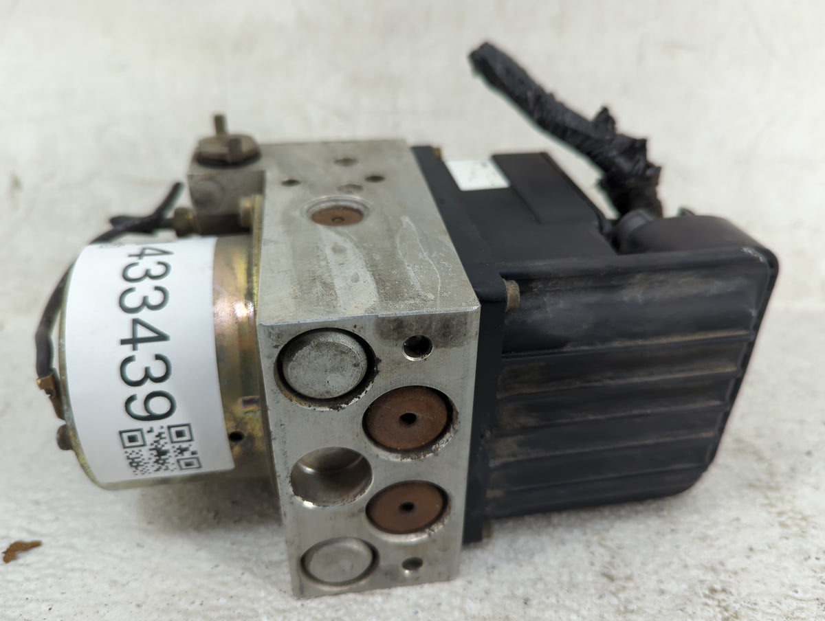 2003-2004 Nissan Pathfinder Anti-Lock Brake ABS Pump Module Actuator OEM P/N:47660 5W510 Fits Fits 2003 2004 OEM Used Auto P