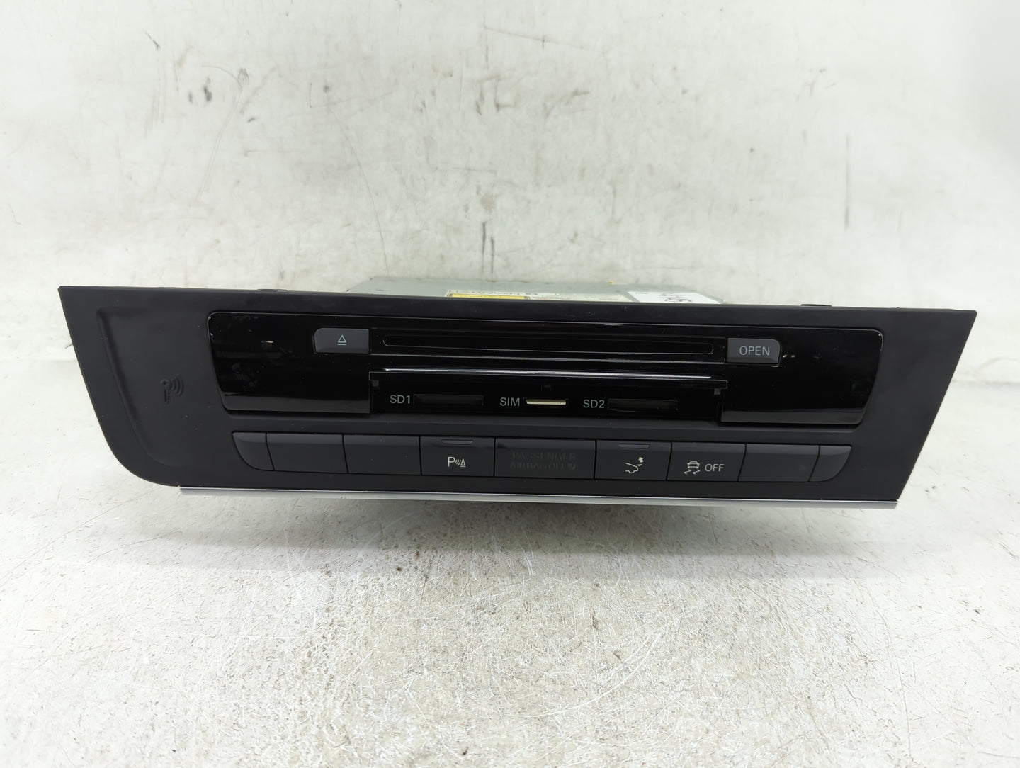 2000-2003 Nissan Sentra Radio AM FM Cd Player Receiver Replacement P/N:40G035746B Fits Fits 2000 2001 2002 2003 OEM Used Aut