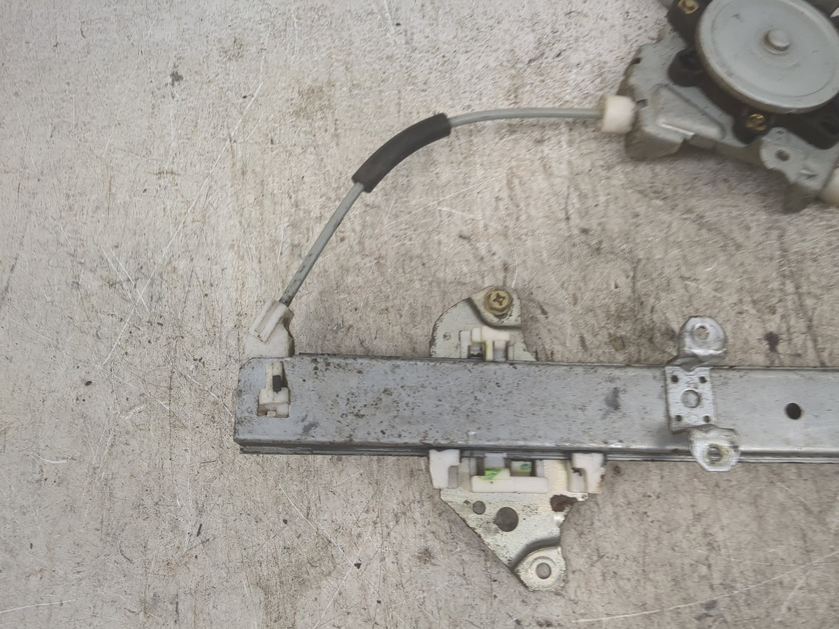2003 Nissan Sentra Used Window Regulator Passenger Front - Oemusedautoparts1.com