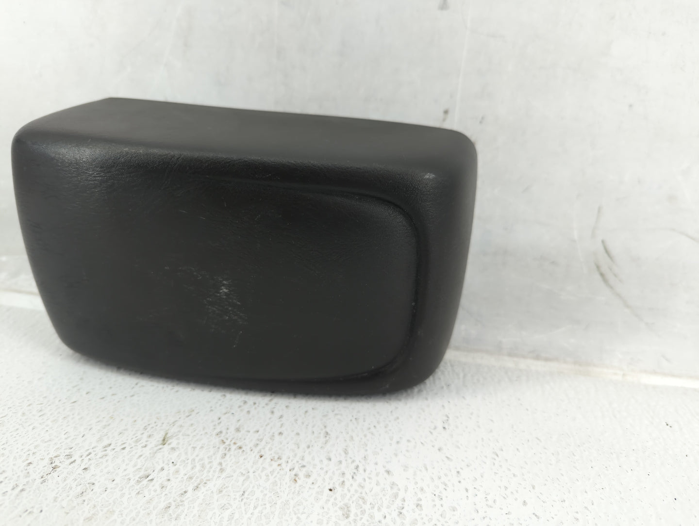 2003 Nissan Sentra Center Console Armrest Cover Lid Black - Oemusedautoparts1.com