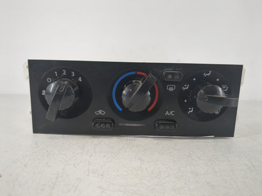 2003-2004 Nissan Xterra Climate Control Module Temperature AC/Heater Replacement Fits Fits 2003 2004 OEM Used Auto Parts - O