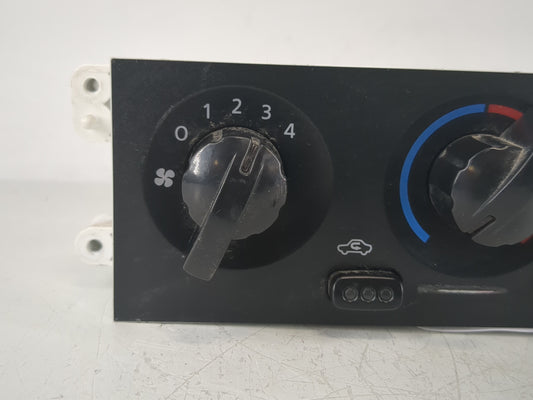 2003-2004 Nissan Xterra Climate Control Module Temperature AC/Heater Replacement Fits Fits 2003 2004 OEM Used Auto Parts