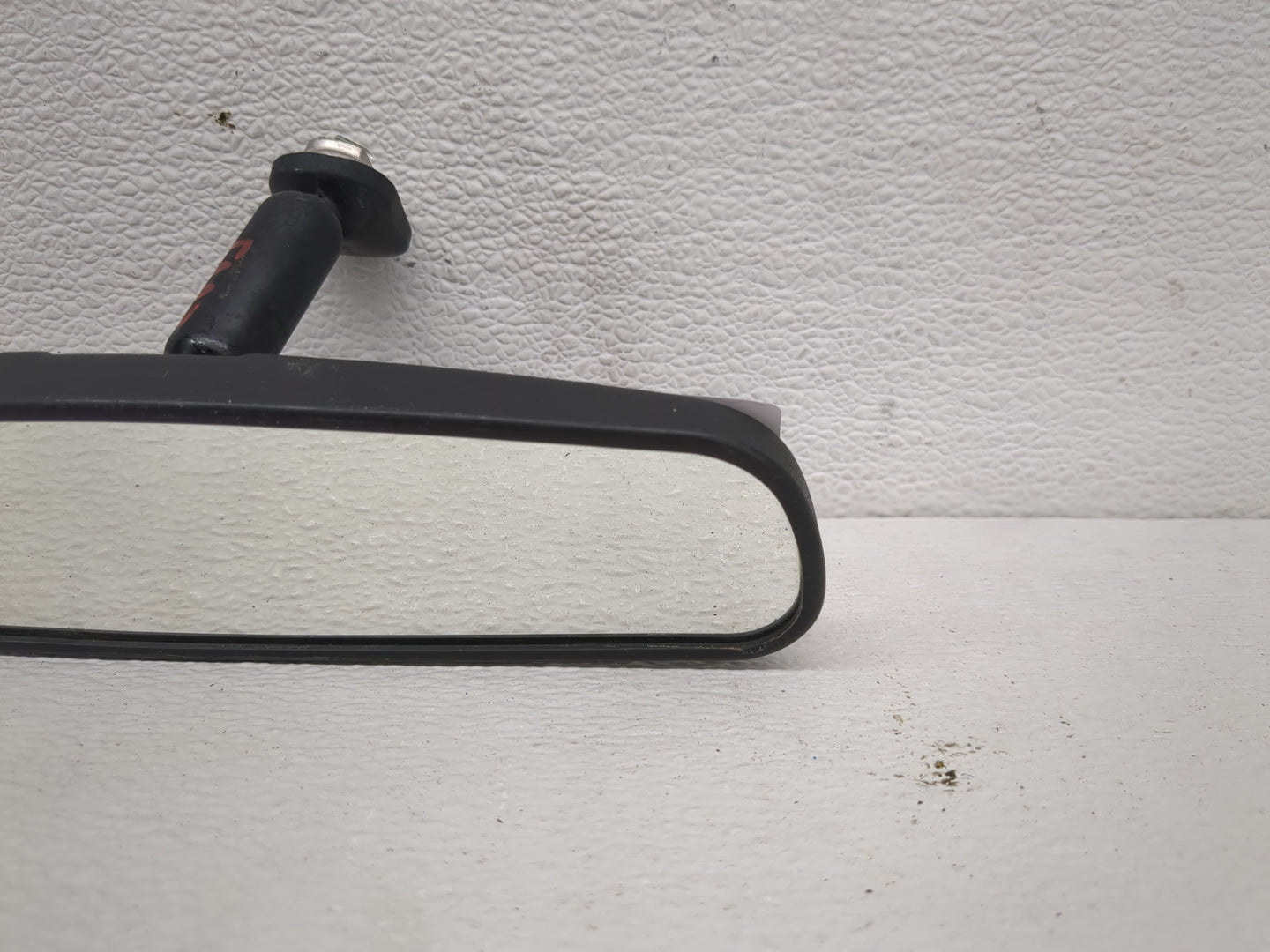 2003 Nissan Xterra Interior Rear View Mirror Replacement OEM P/N:E8011681 Fits OEM Used Auto Parts - Oemusedautoparts1.com