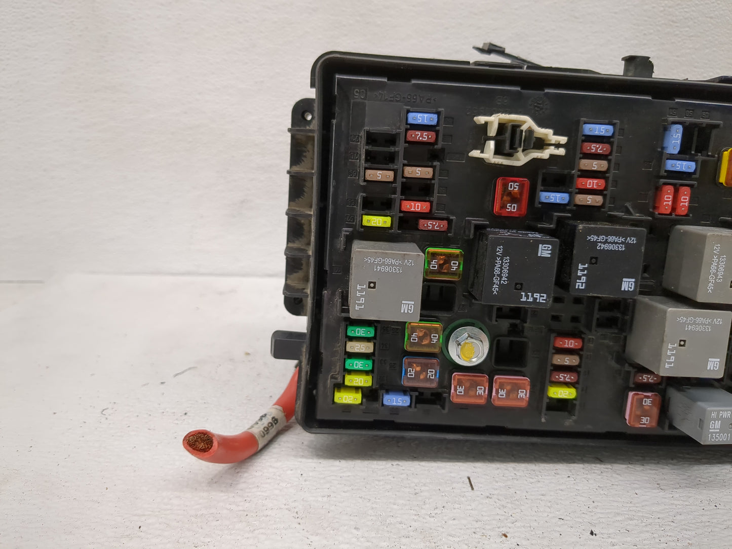 2003-2004 Nissan Xterra Fusebox Fuse Box Panel Relay Module P/N:24382 3S500 Fits Fits 2003 2004 OEM Used Auto Parts - Oemuse