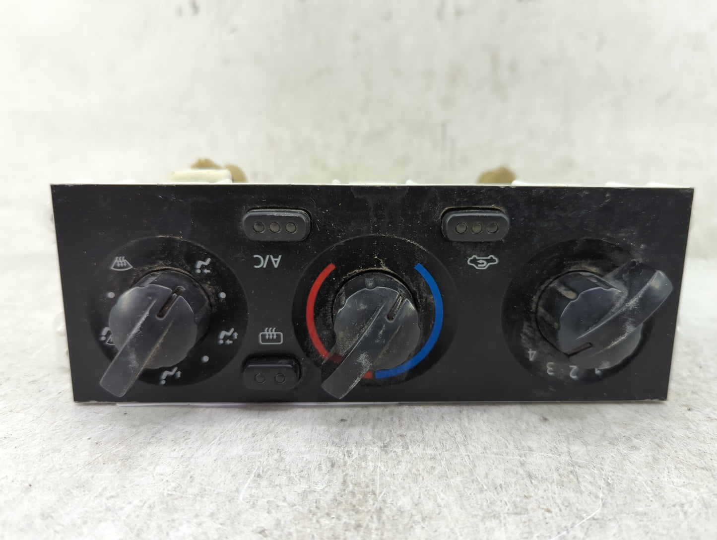 2003-2004 Nissan Xterra Climate Control Module Temperature AC/Heater Replacement Fits Fits 2003 2004 OEM Used Auto Parts - O