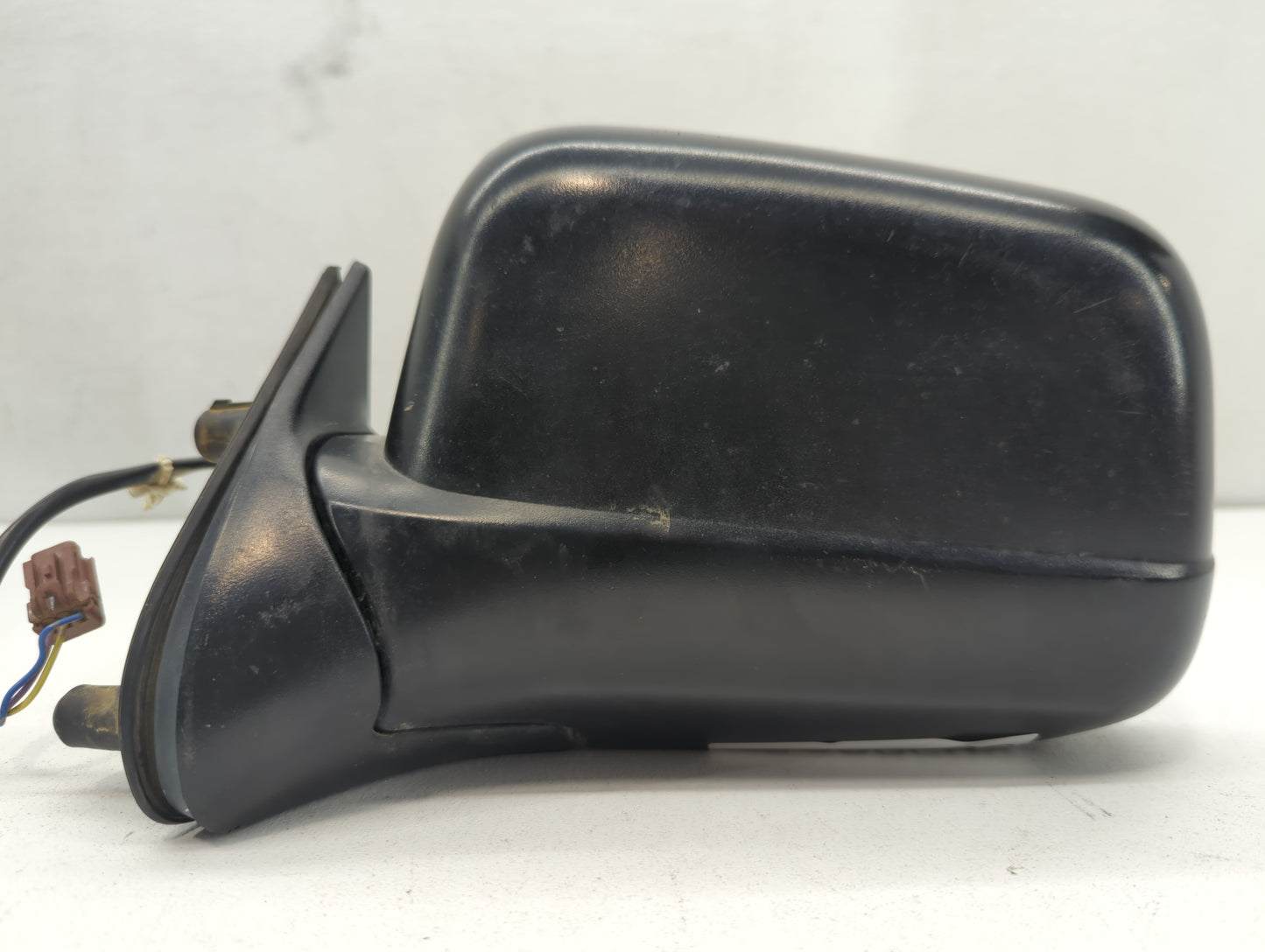 2000-2004 Nissan Xterra Driver Side View Mirror - Left Door Mirror OEM Used - Oemusedautoparts1.com